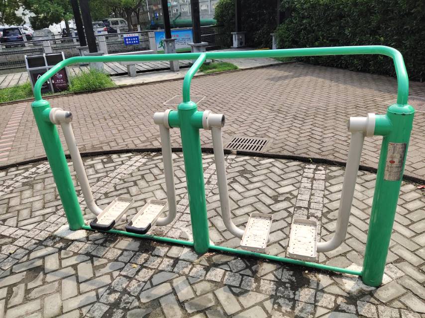 雙位漫步機