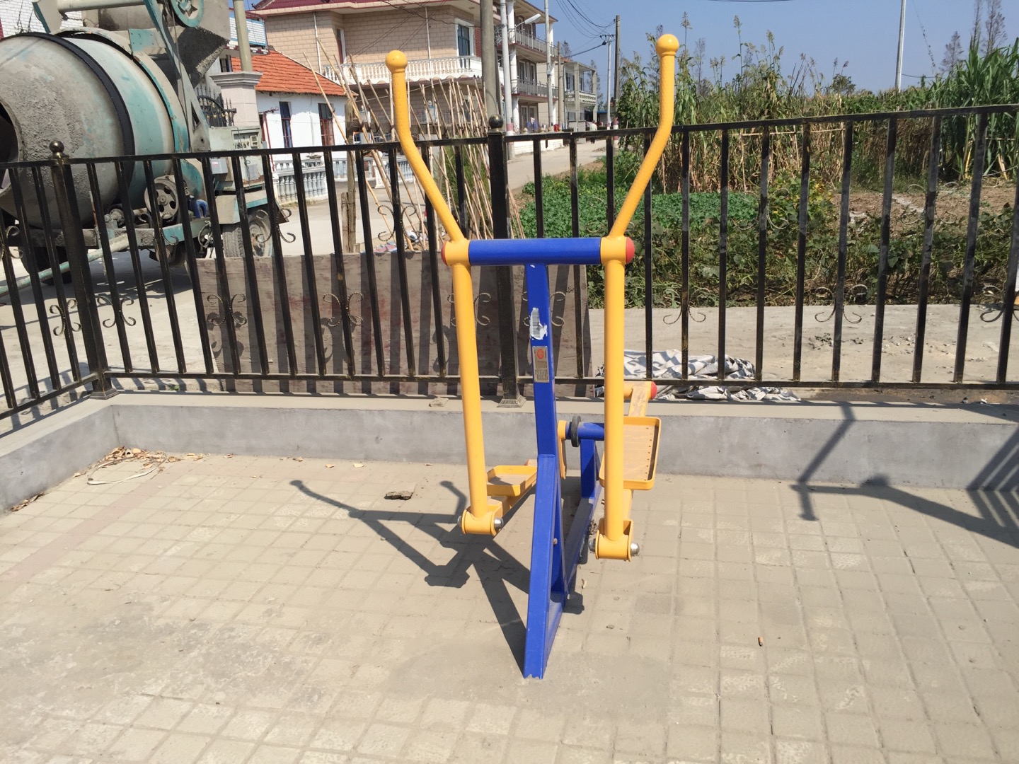 室外橢圓機