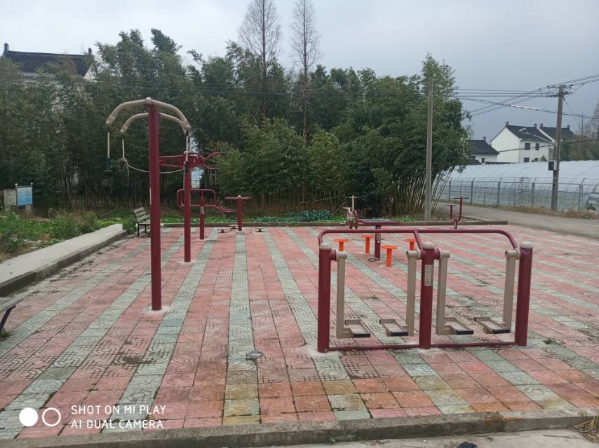 南塘村八組市民益智健身點