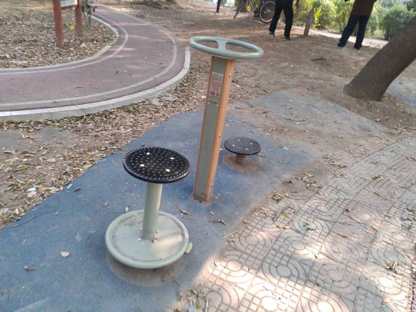 雙位鐘擺訓(xùn)練器