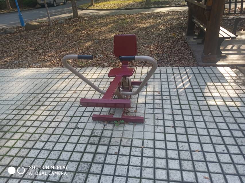 劃船器
