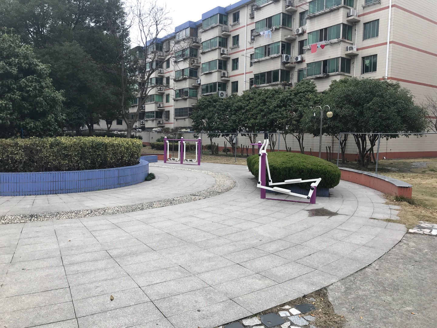中山街道藍(lán)天東區(qū)益智健身點(diǎn)