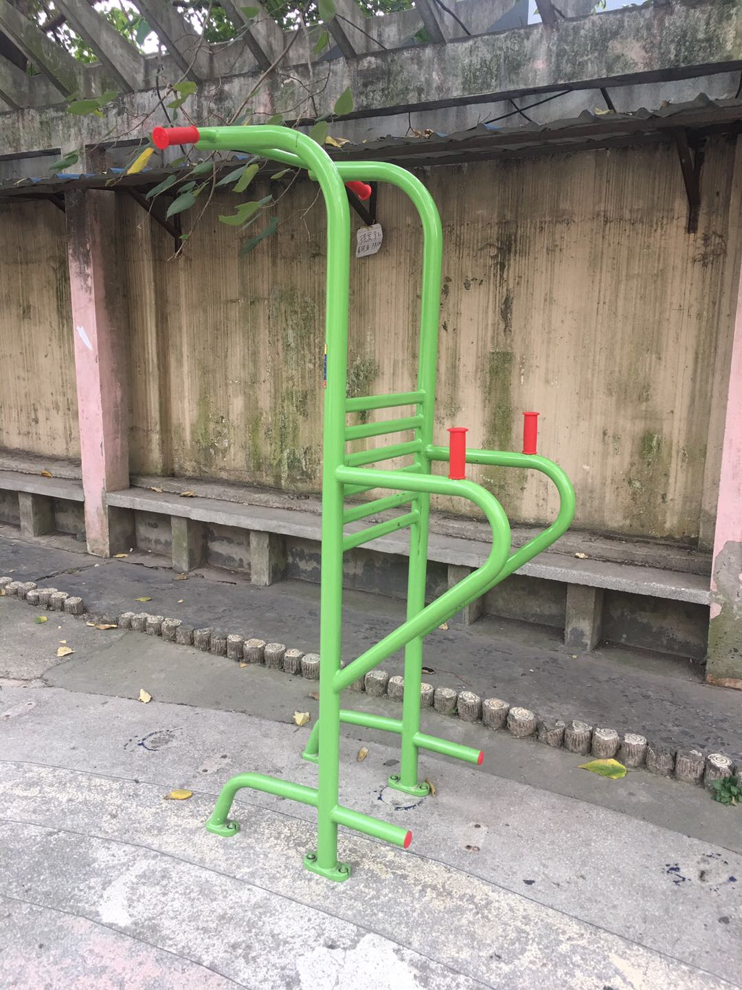 多功能鍛煉器