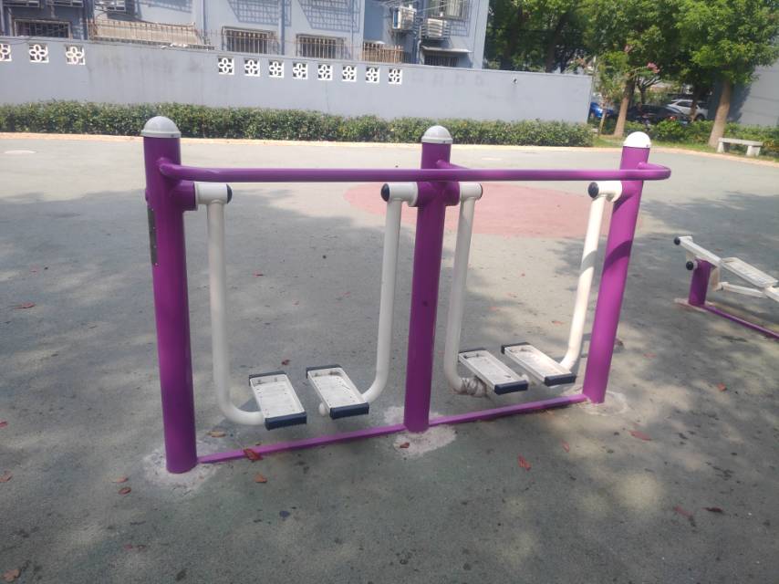 雙位漫步機
