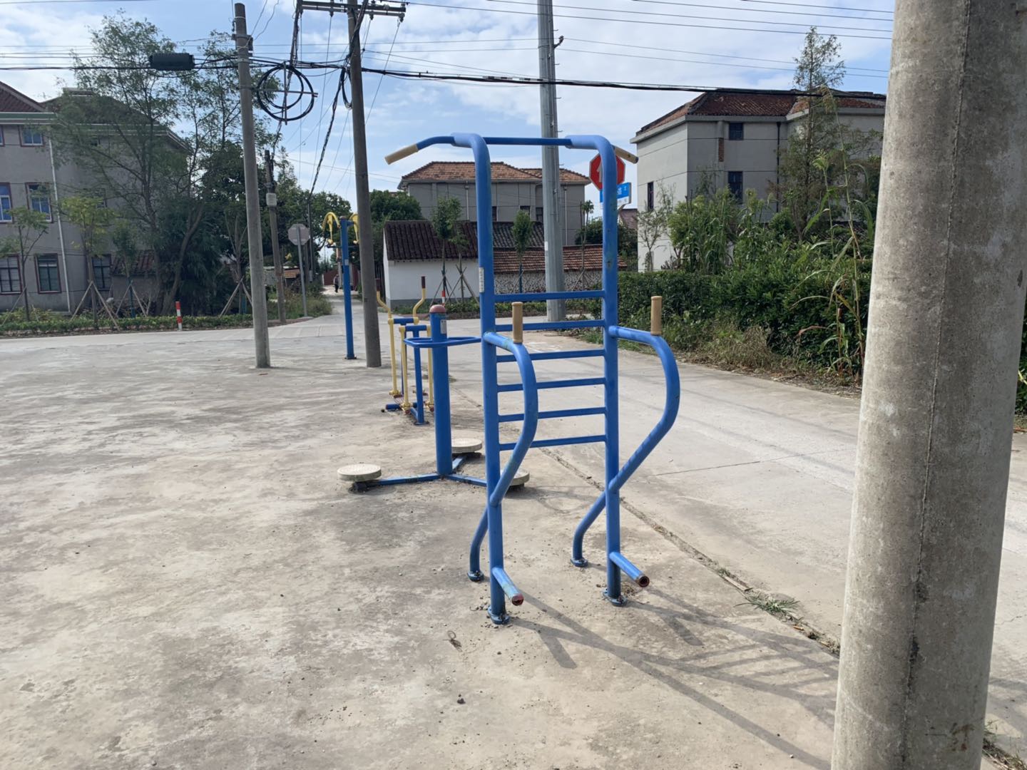 多功能訓練器