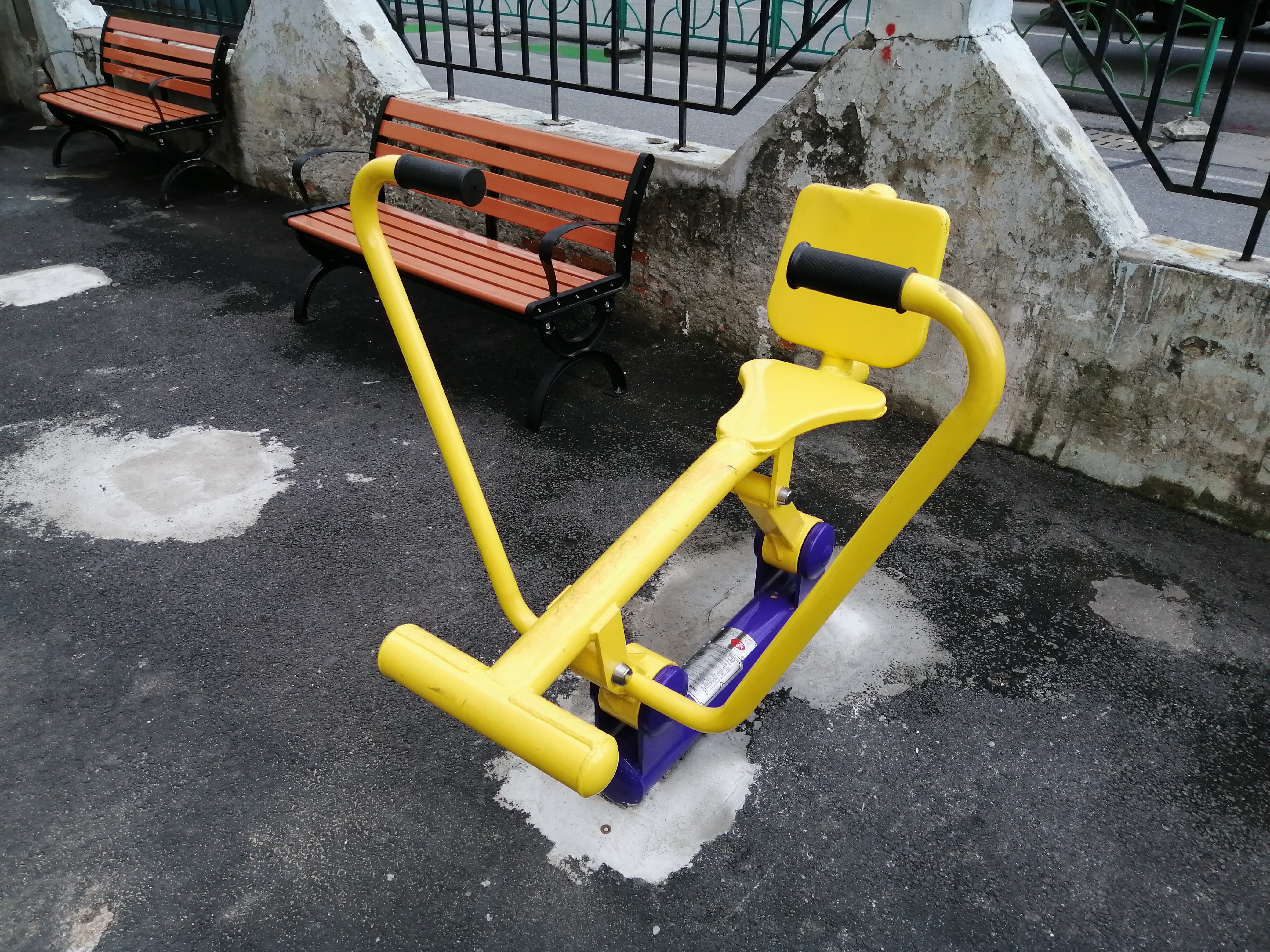 自重劃船器