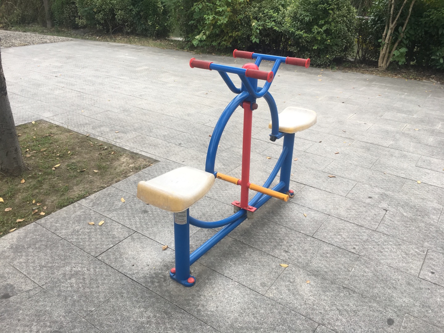 下肢康復器