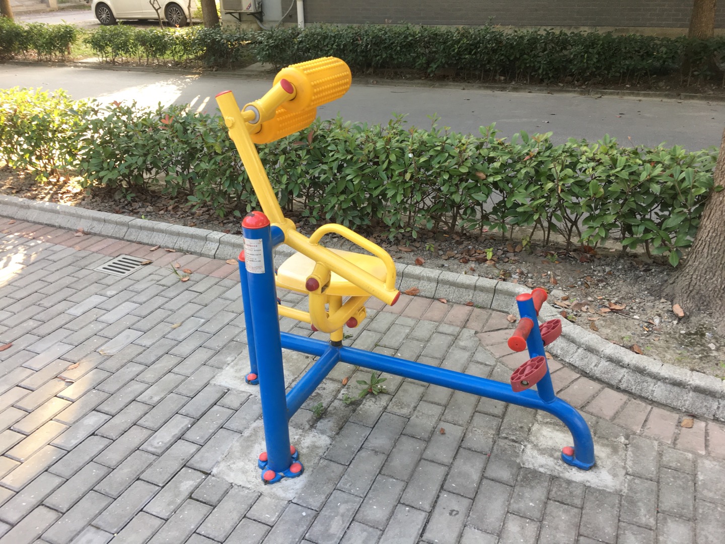 腹背鍛煉器