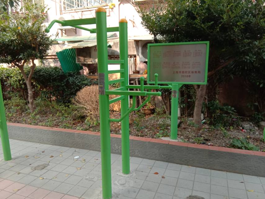 多功能訓(xùn)練器