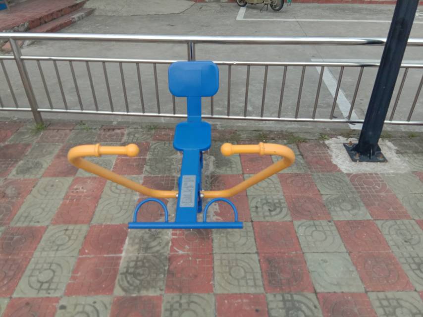 劃船器