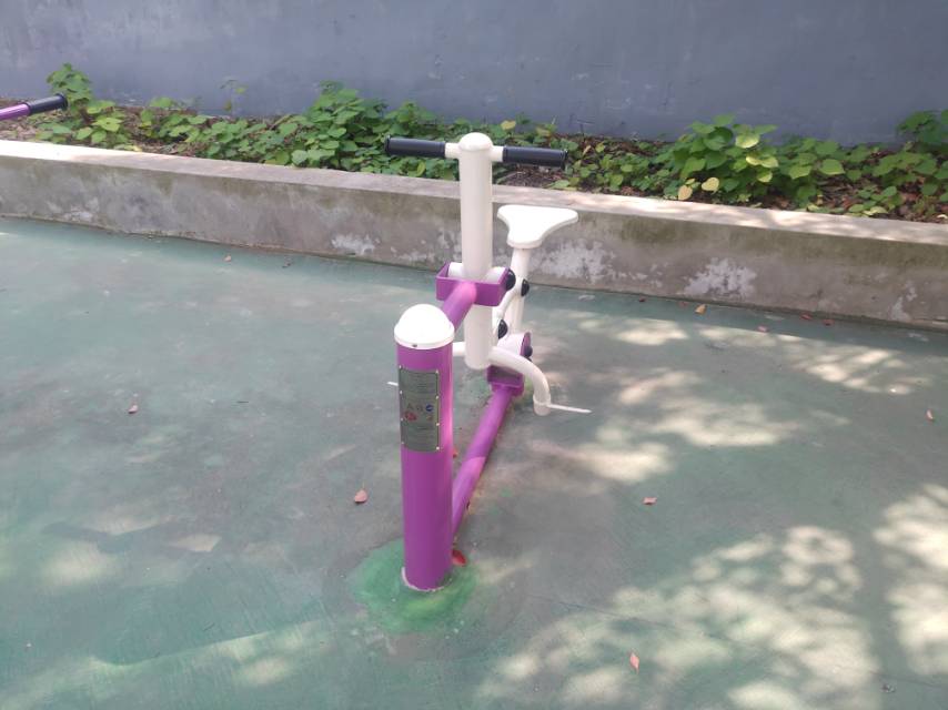 騎馬機