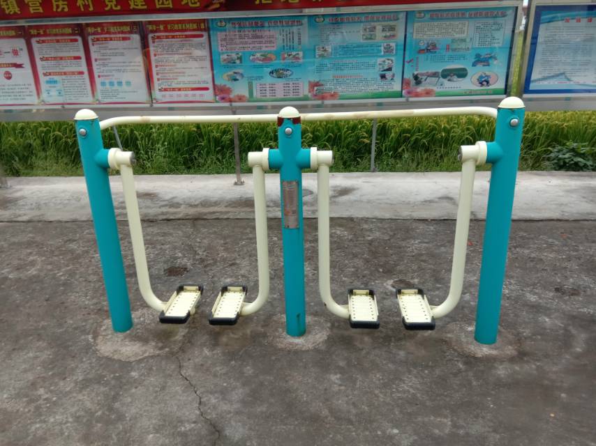 雙位太空漫步機(jī)