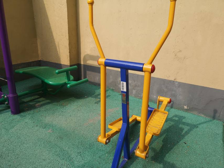 室外橢圓機