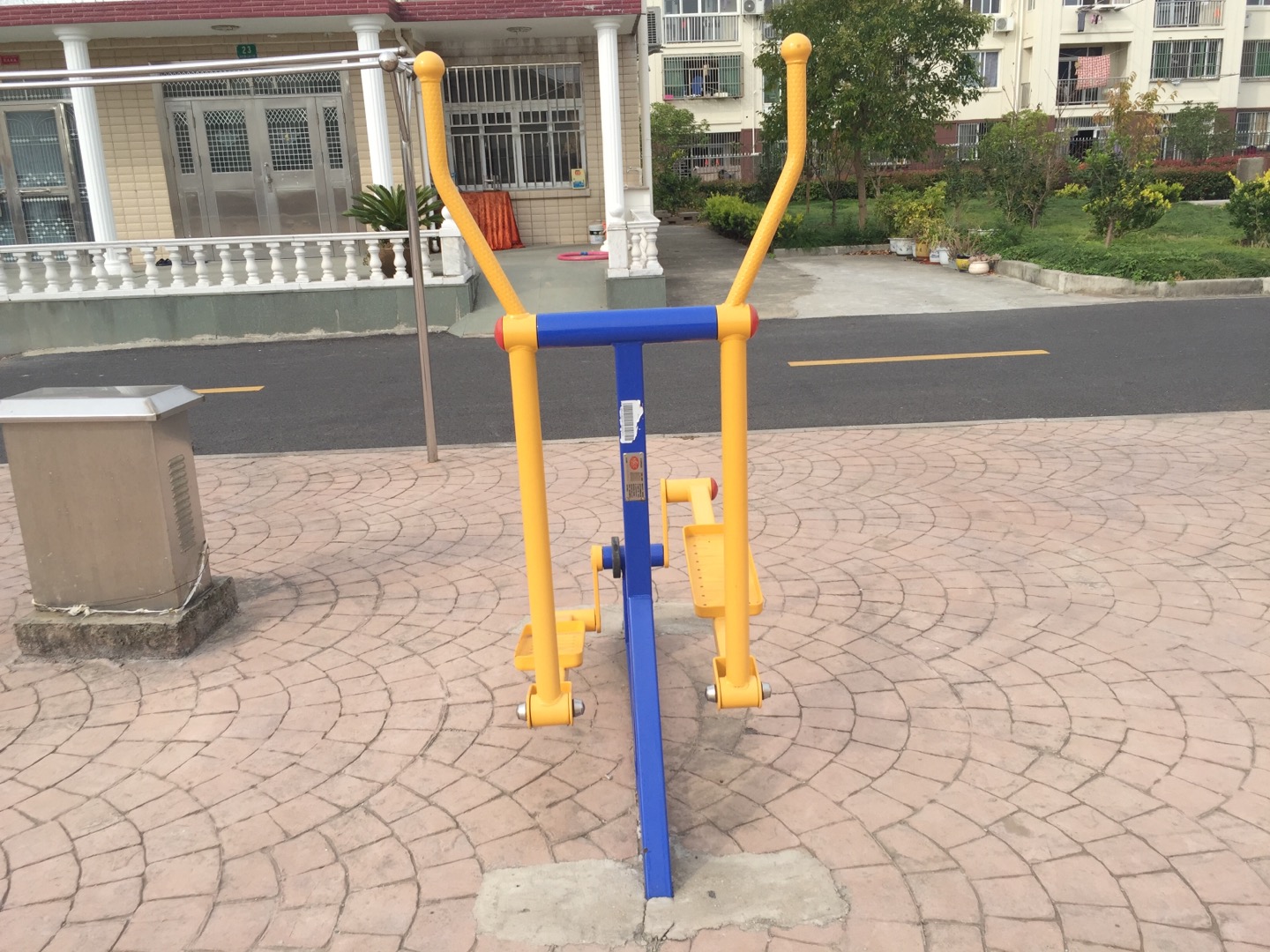 室外橢圓機