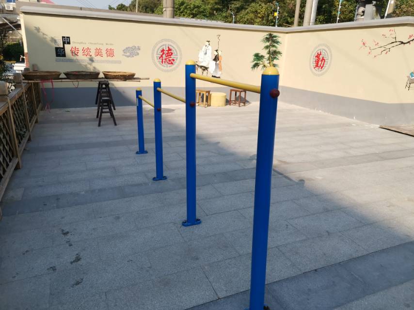 壓腿杠