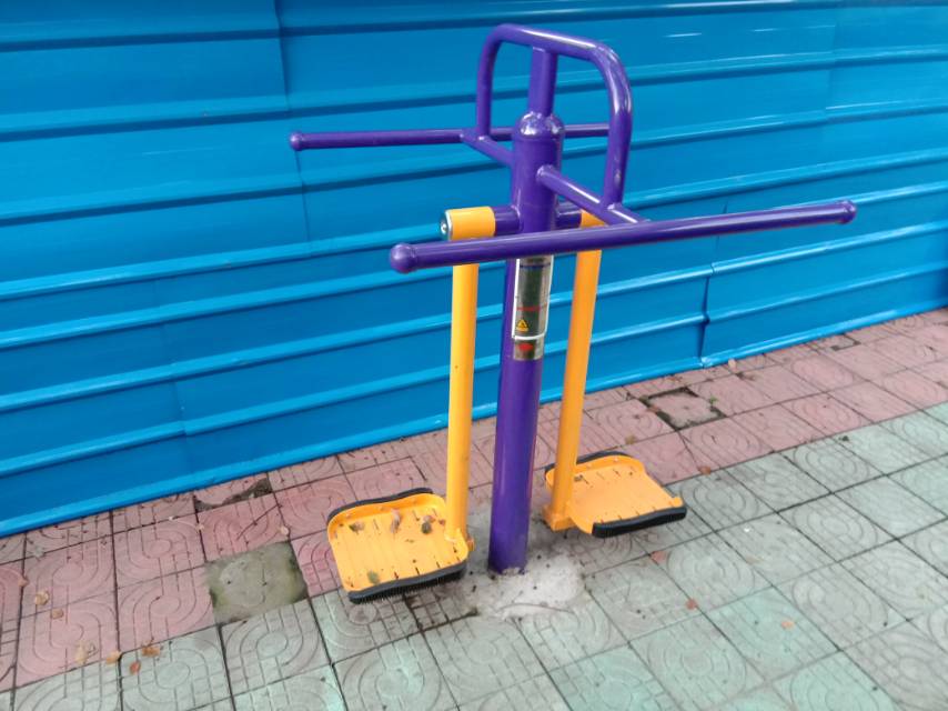 鐘擺器