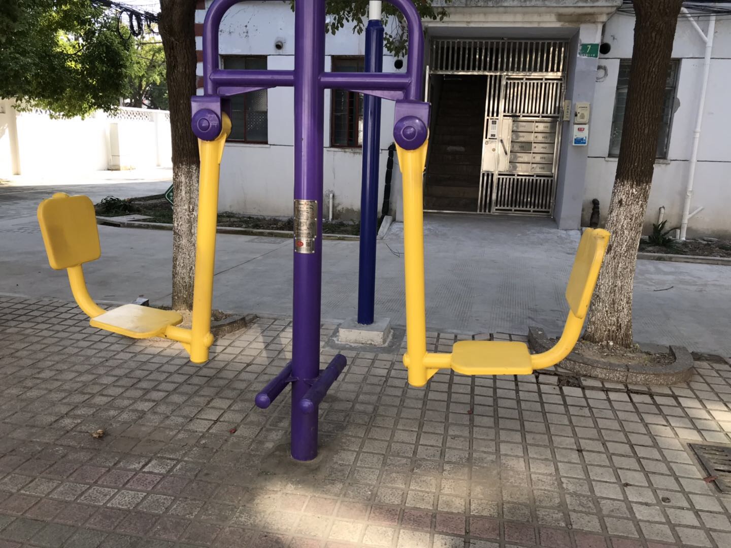 雙位蹬力器