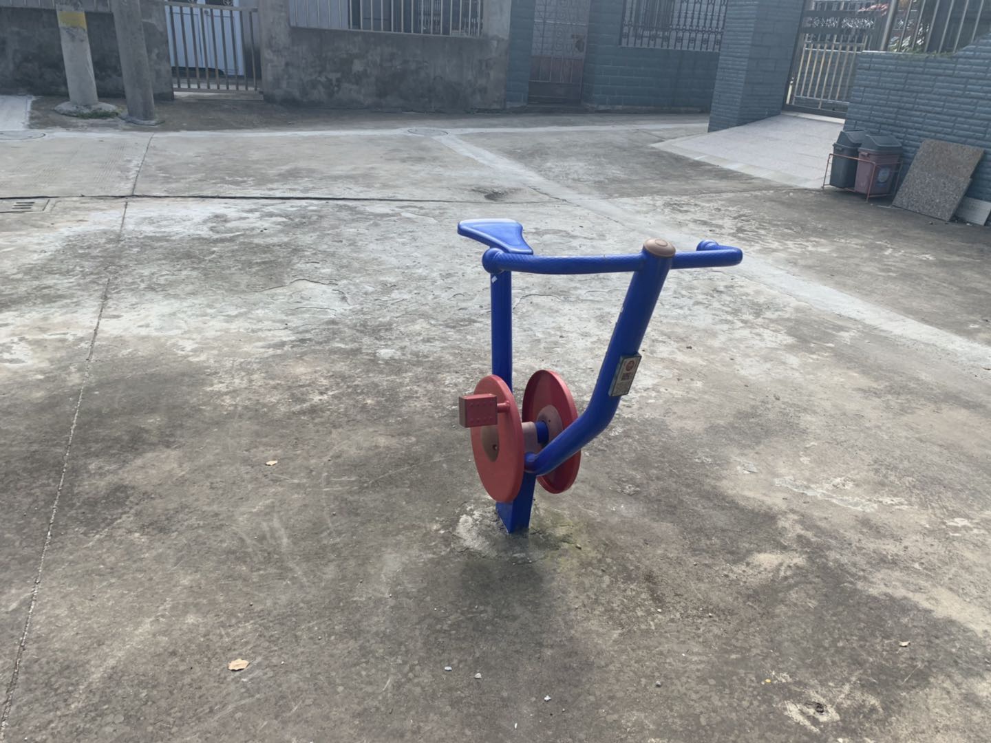 直立健身車(chē)