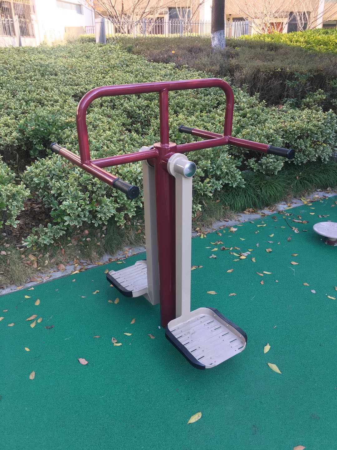 扭腰器