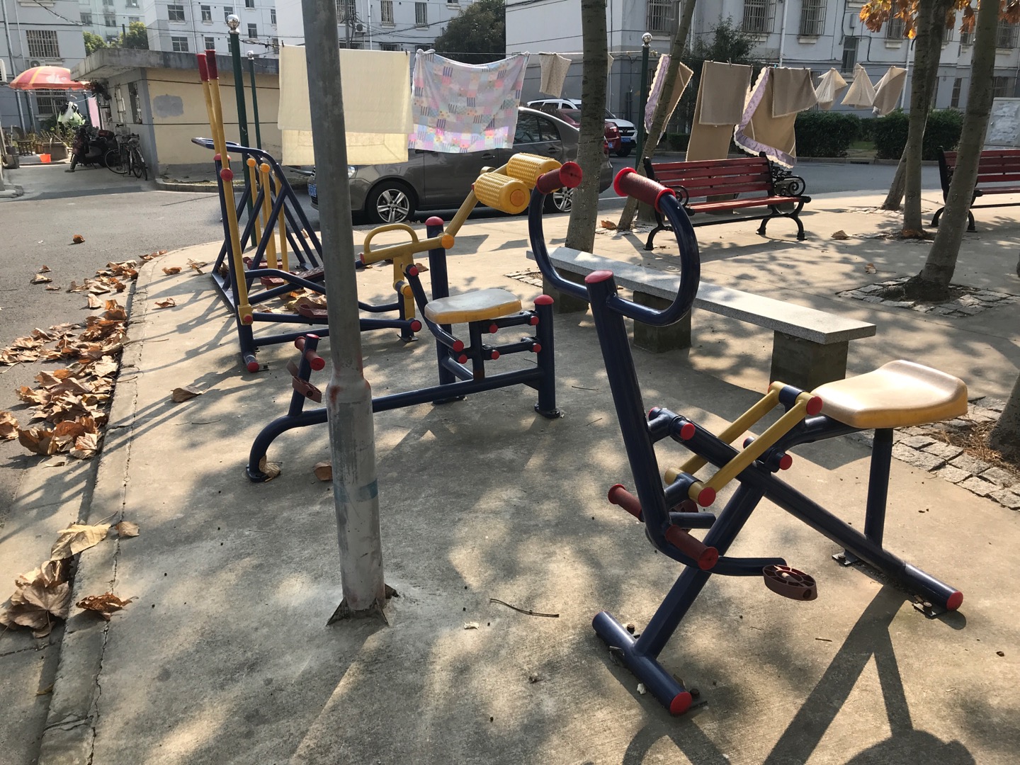 思凡三居施灣二路1026弄16號健身路徑