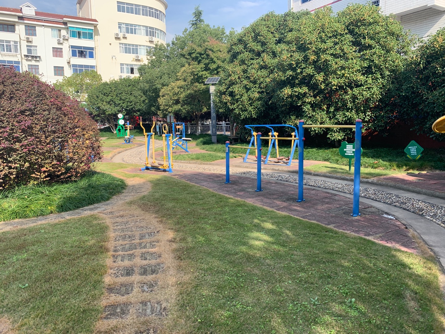 三星鎮(zhèn)中心廣場健身點