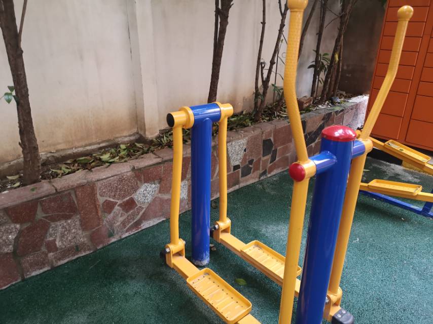 平行漫步機