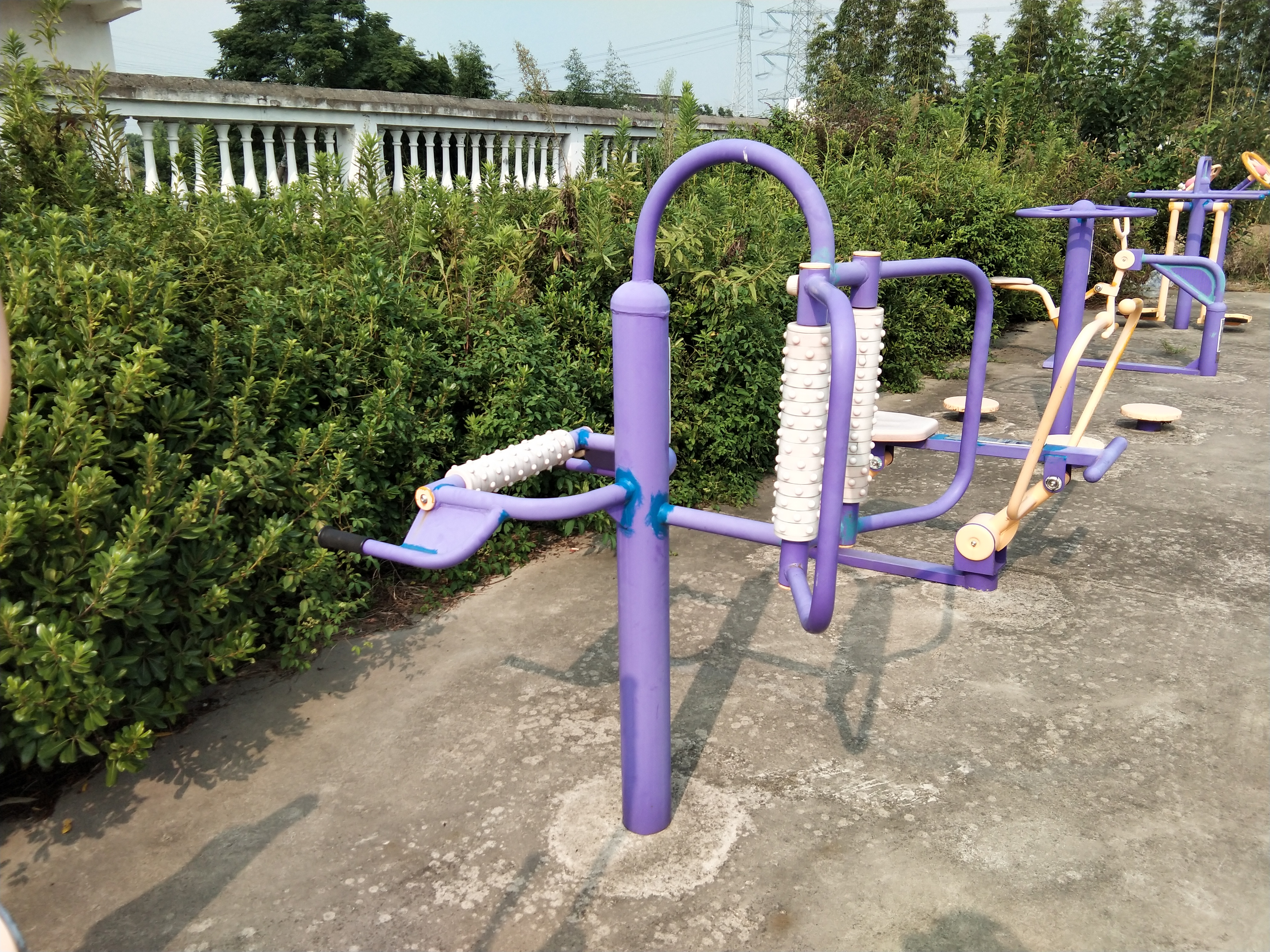 腰背按摩器