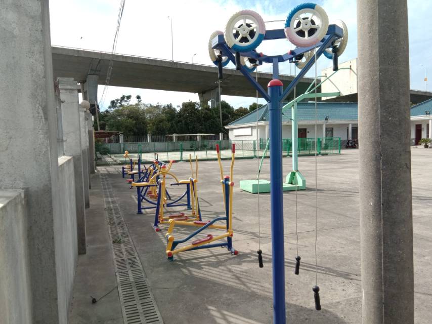 東濱村村委會(huì)東張家宅9號健身路徑