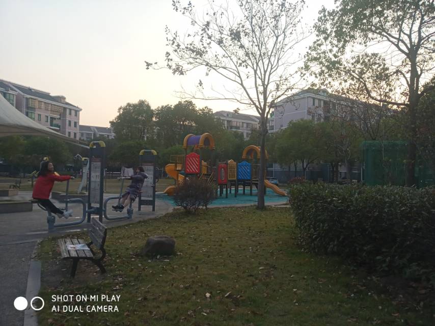 齊愛(ài)佳苑市民益智健身點(diǎn)1