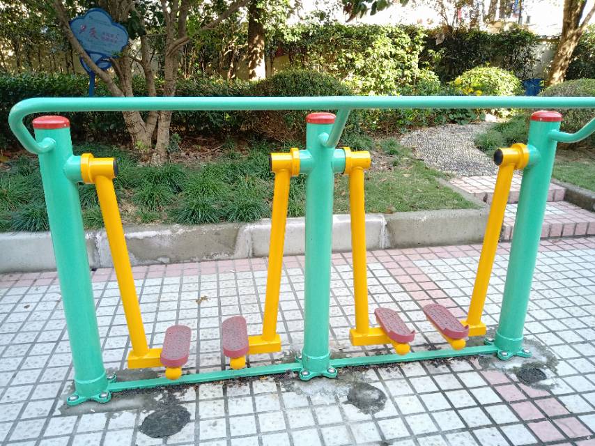 兩聯(lián)漫步機(jī)