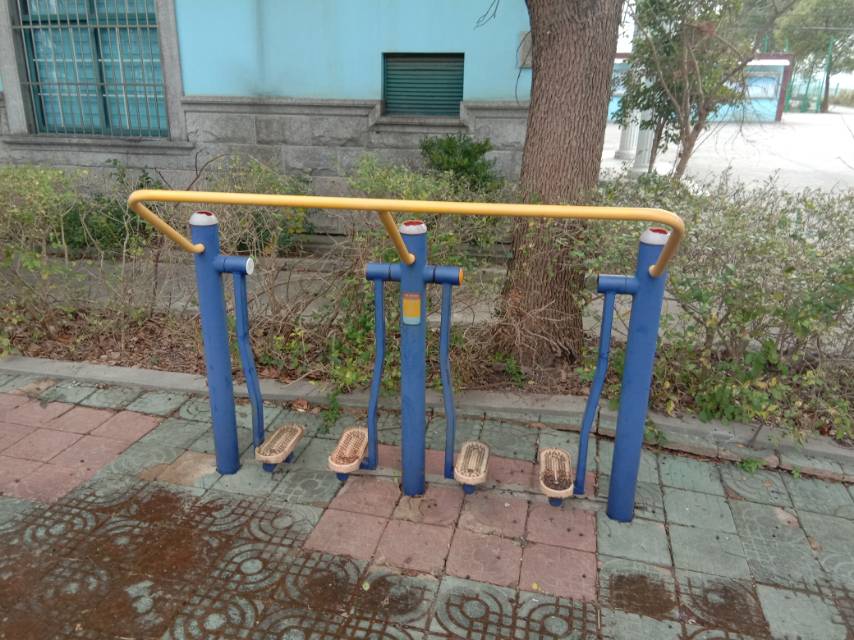 太空漫步器