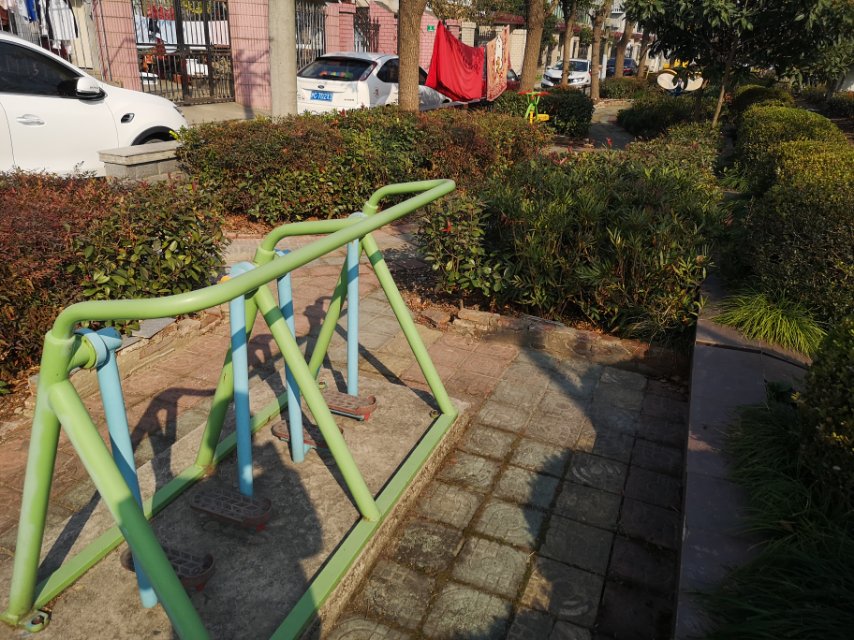 中心居委健身苑點(diǎn)
