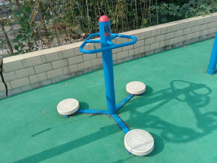扭腰器