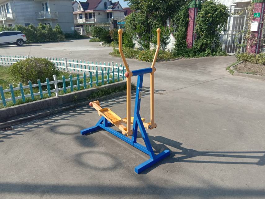 室外橢圓機