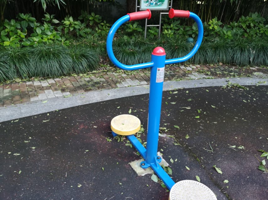 扭腰器