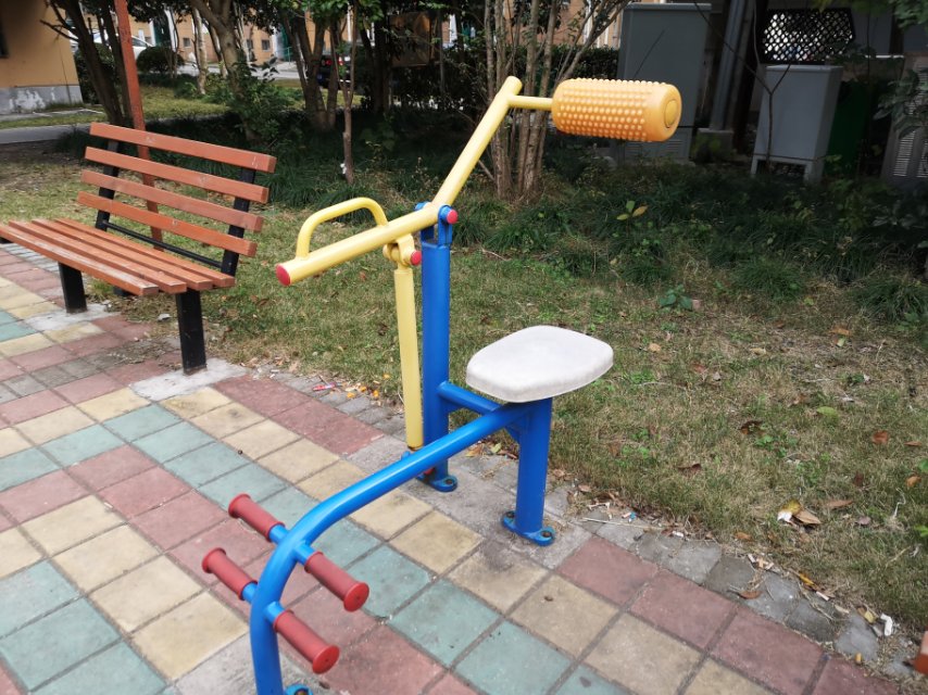 腹背鍛煉器