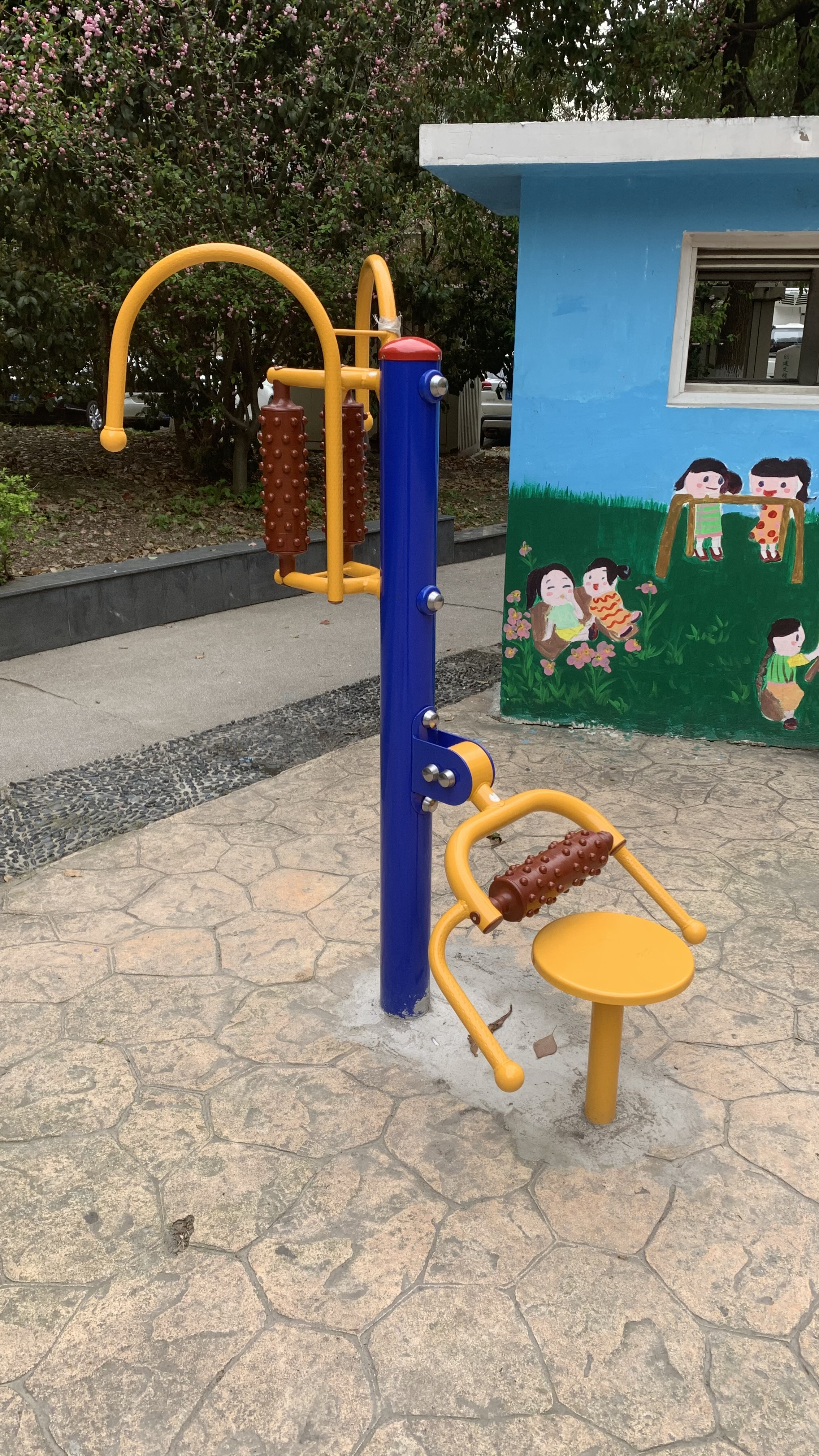 腰背按摩器