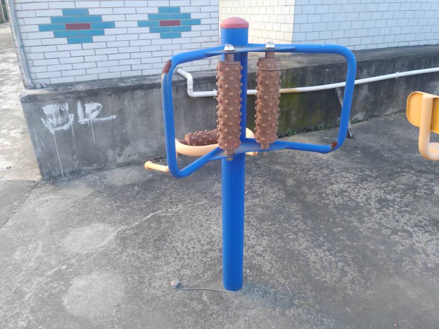 腰背按摩器