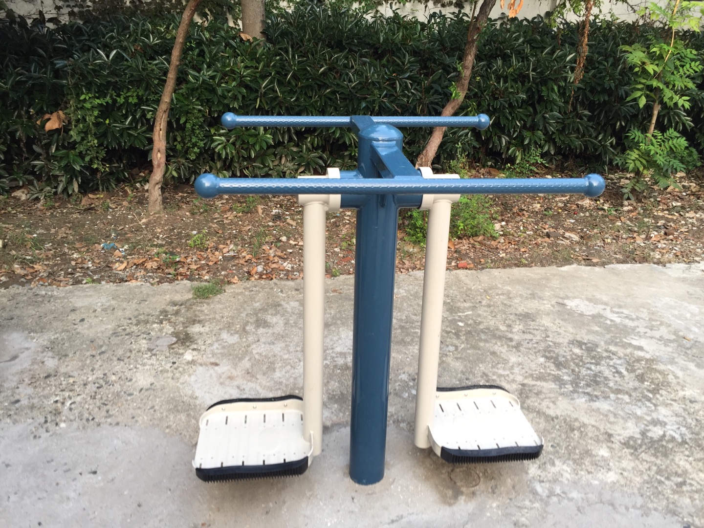 鐘擺扭腰器