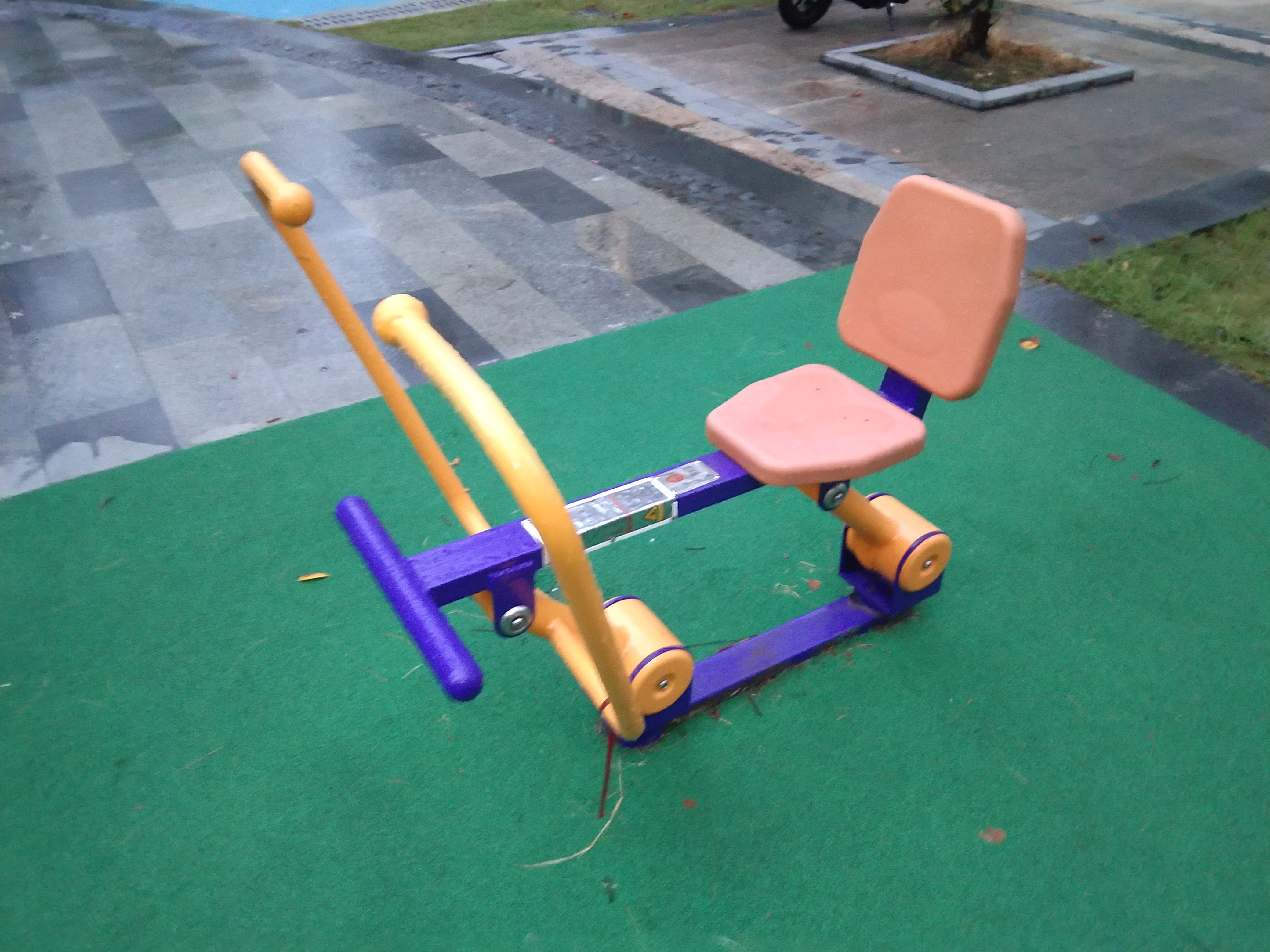 劃船器