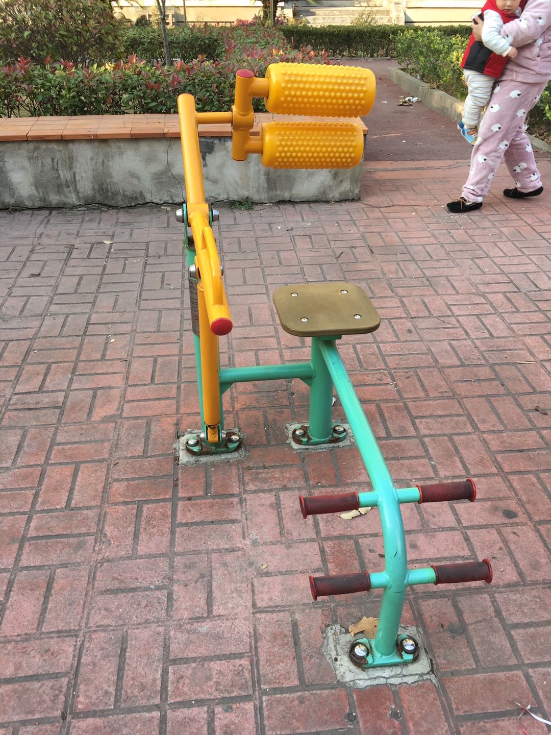 腹背鍛煉器