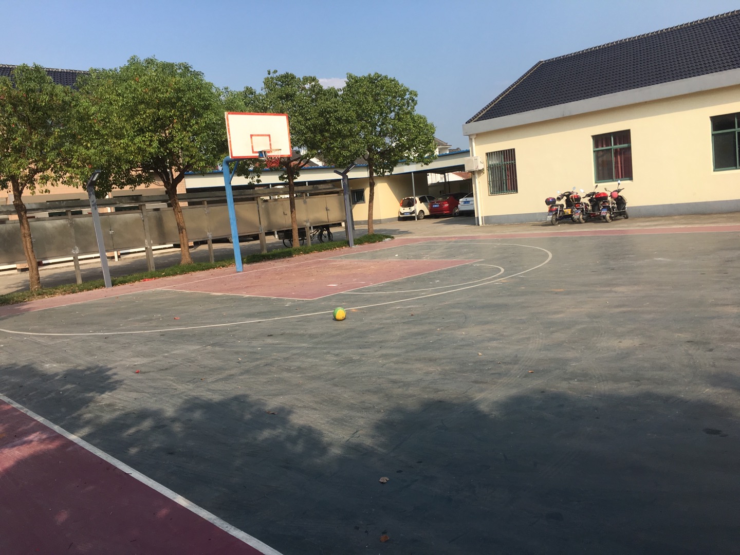 茹塘籃球場