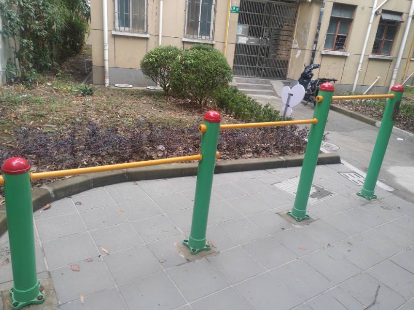 多聯(lián)壓腿架