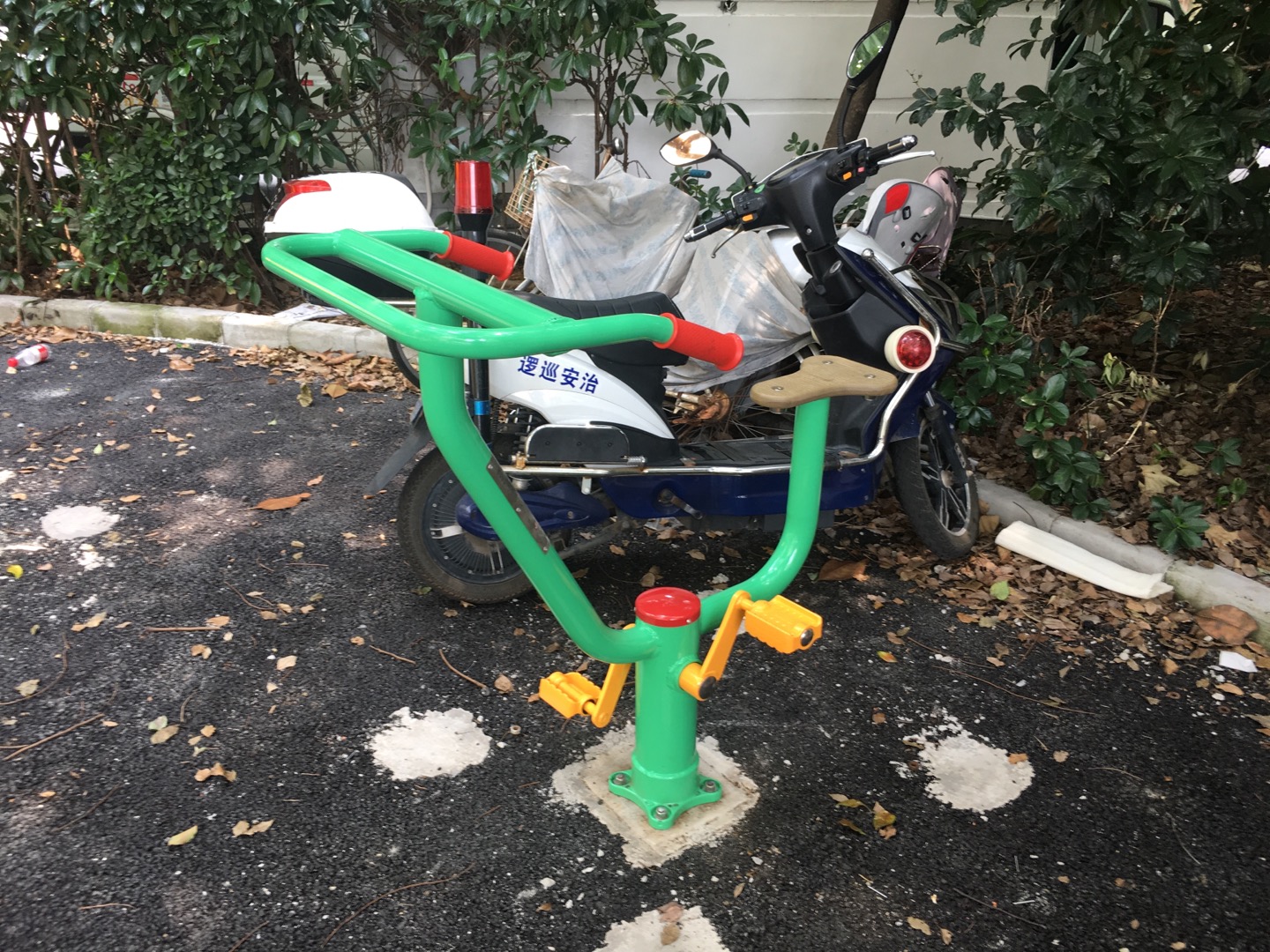 直立健身車