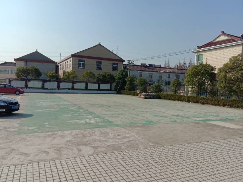 龍港村籃球場
