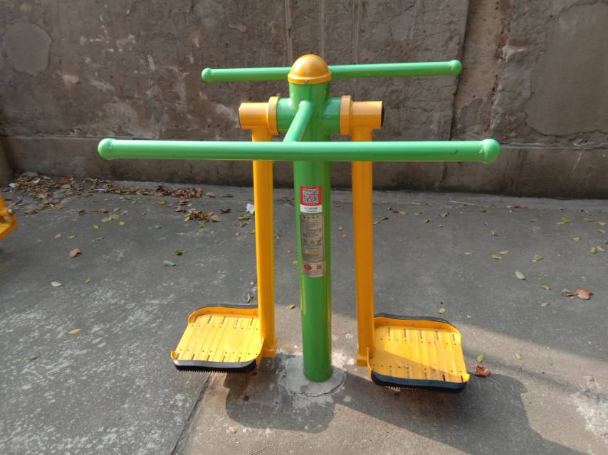 鐘擺器