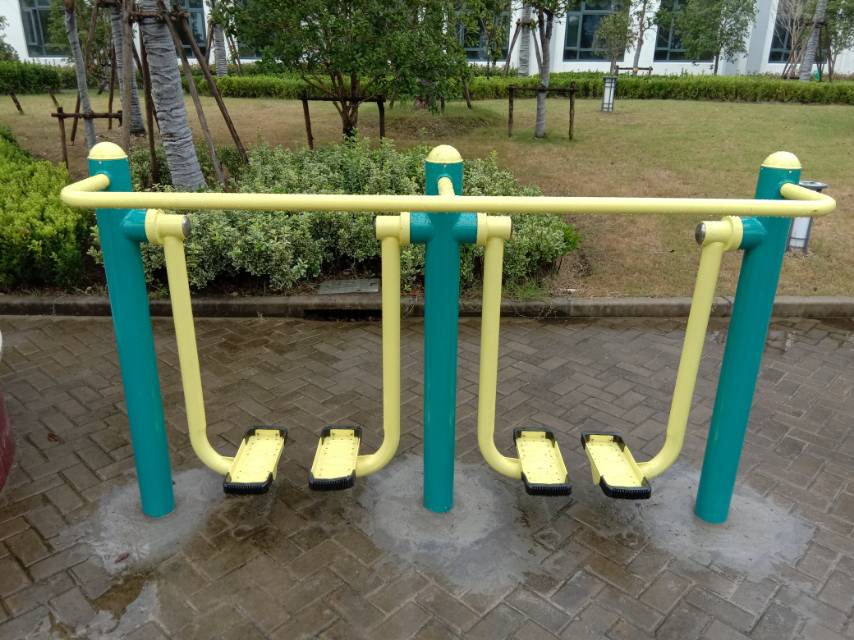 雙位太空漫步機(jī)