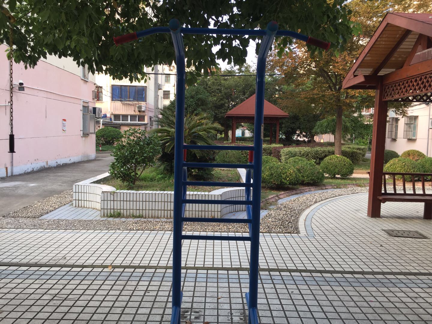 多功能訓(xùn)練器