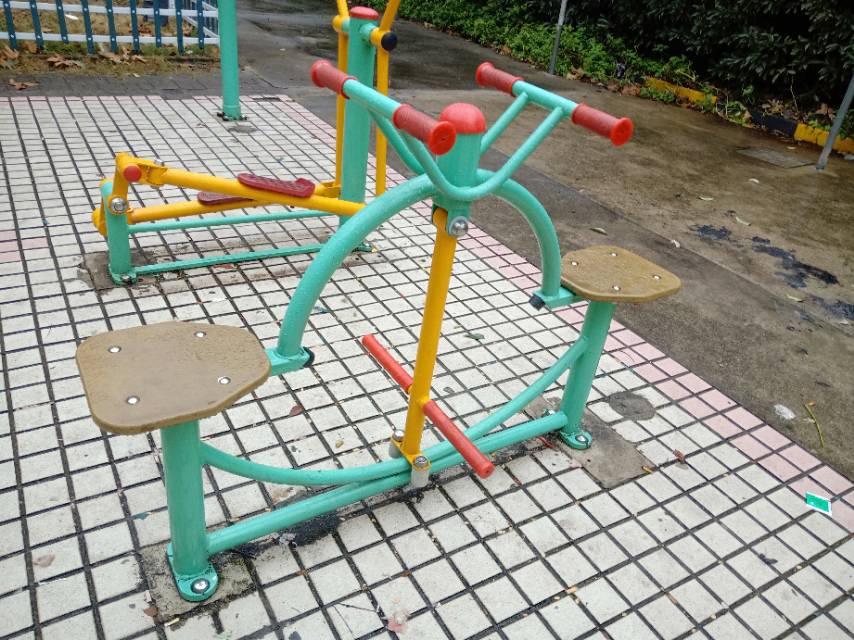 下肢康復(fù)器
