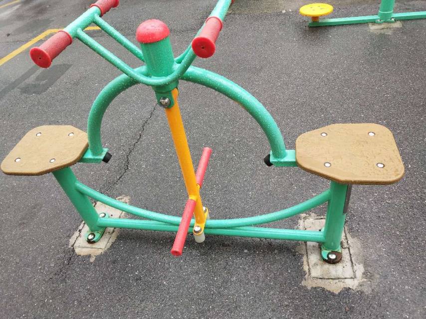 下肢康復(fù)器